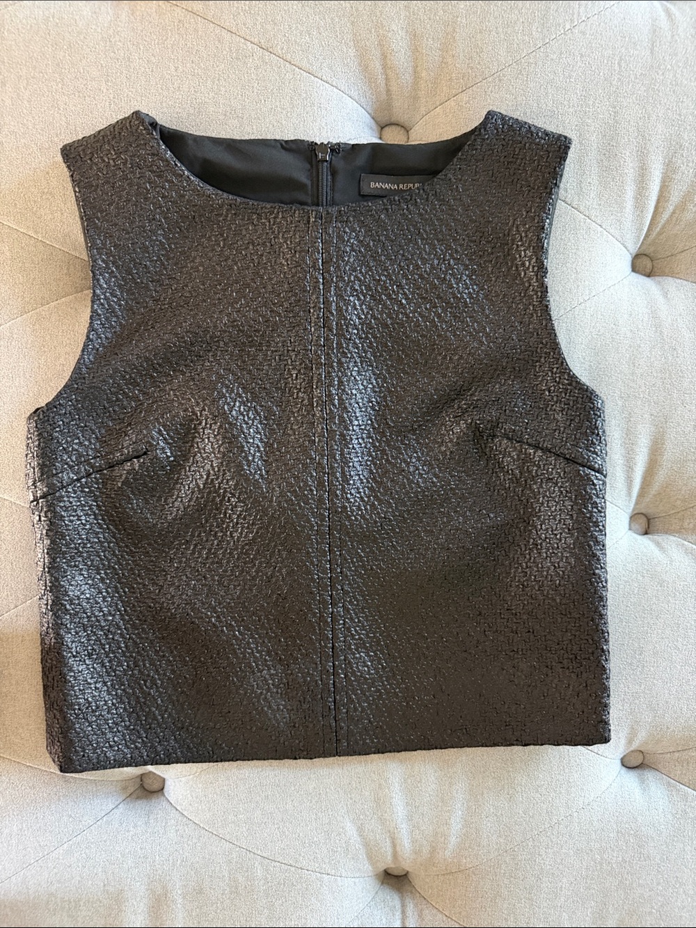 Banana Republic Black Textured Sleeveless Shell